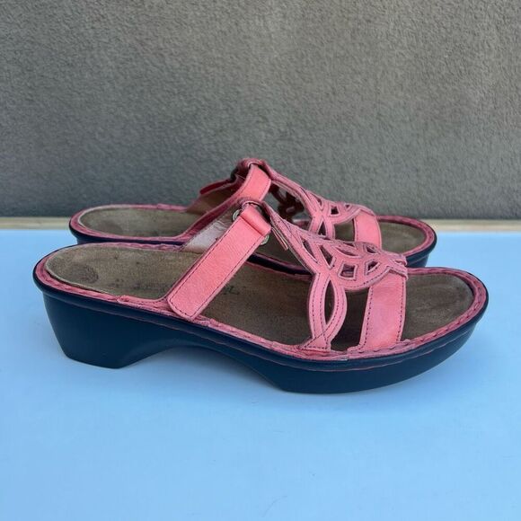 Naot Sandals Coral Womens US 6 EU 37 Leather Slip On Leather Wedge Comfort Pink - Picture 1 of 8